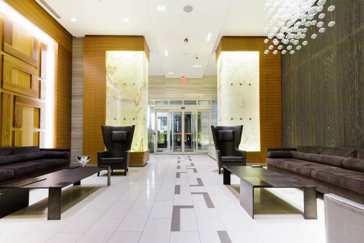 Stunning Views Of Downtown - Luxury High Rise With King Bed! Villa Toronto Exterior foto